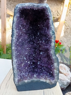 Ametyst geoda pěkný kus 10,92 kg. 