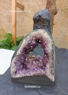Ametyst geoda 9,35 kg. Pěkný kus. 
