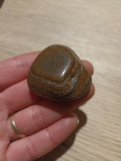 Bronzit č:6 tromlovany