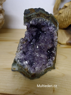 Ametyst řez základna M:10, 0,560kg.