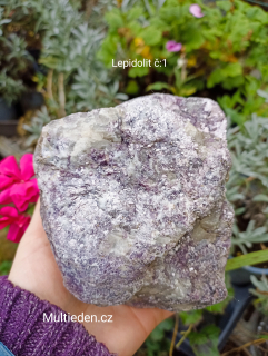 Lepidolit surovina 1,280 kg. Č:1