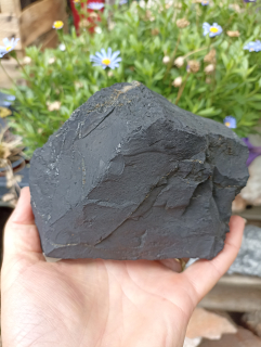 Šungit surovina 0, 812 kg. Č: 10