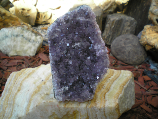 Ametystová drůza řez.základna č: 1