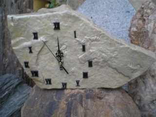 Hodiny ke krbu z kamene- Originál